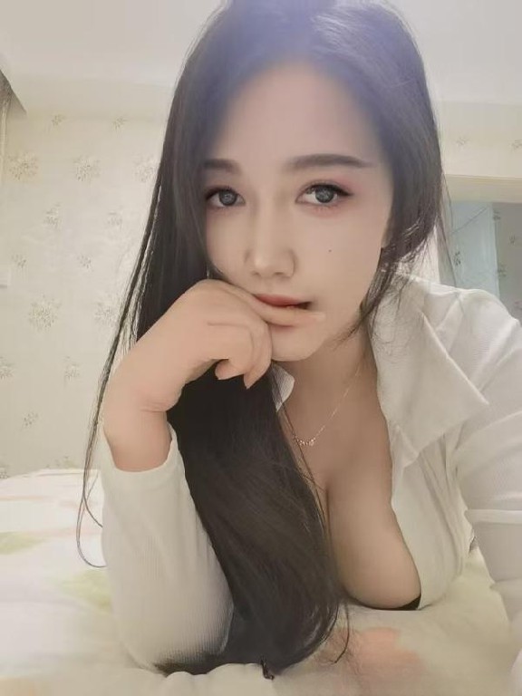 高个大奶妹