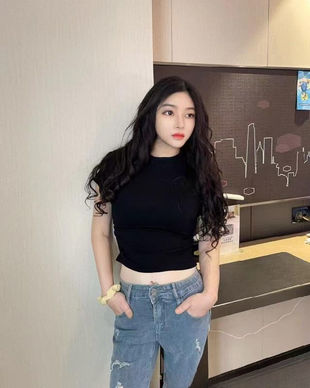 苏州大长腿御姐回归