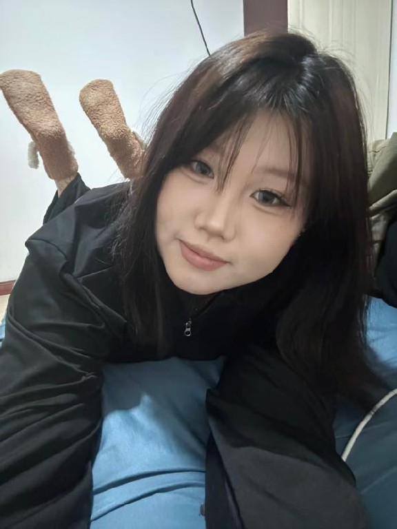 铁西大胸纹身妹妹