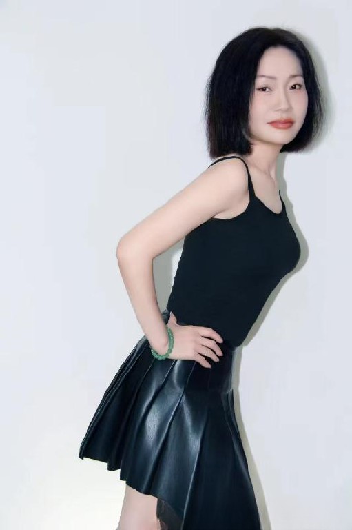 汉阳服务系靓颖老师