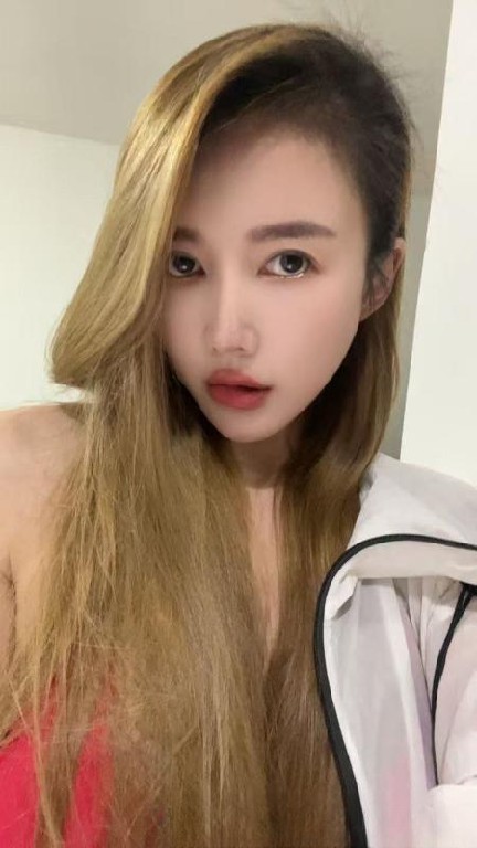 拱北大长腿猫小柒