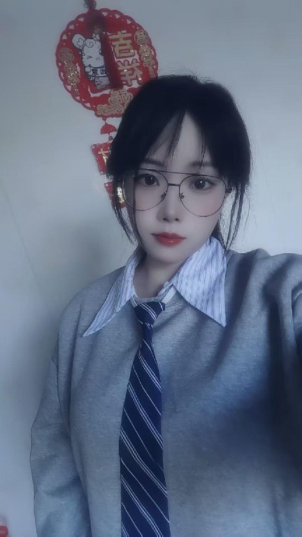 亲测嫩妹水多逼紧，价格实惠