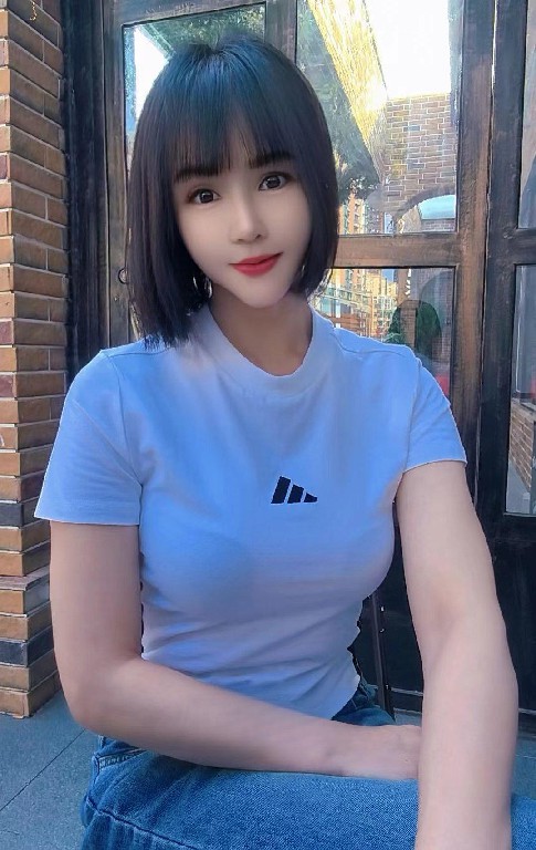 轻熟服务型少妇