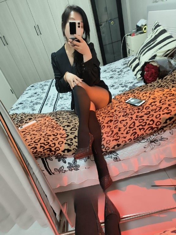 成都极品兼职嫩妹