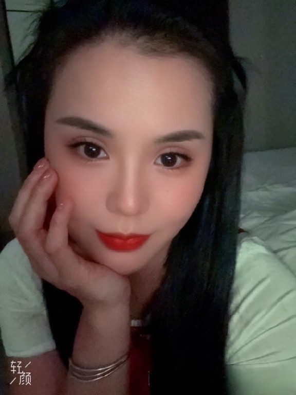 服务系大胸少妇