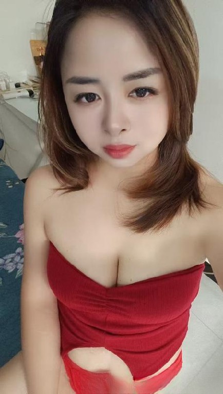 松江大胸骚少妇