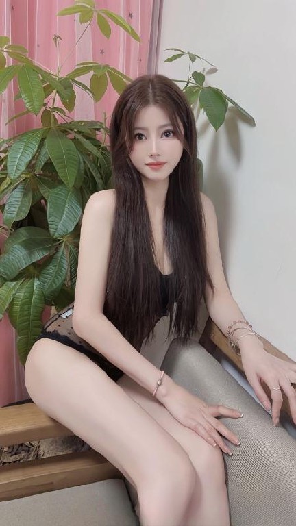 身材纤细颜值颖儿