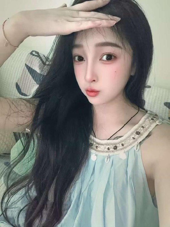 汉口性感大胸嫩妹