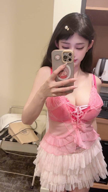 冉冉热情又风骚还主动口爆