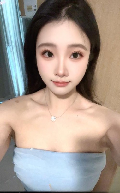 南城大腚翘臀妹