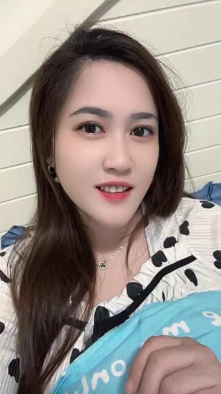 性价比少妇，丰乳肥臀