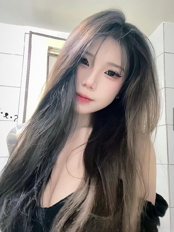 兼职微胖丰满小妮子