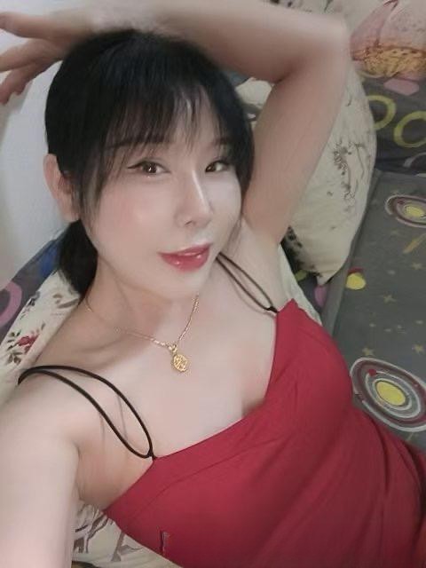 大奶少妇葫芦娃