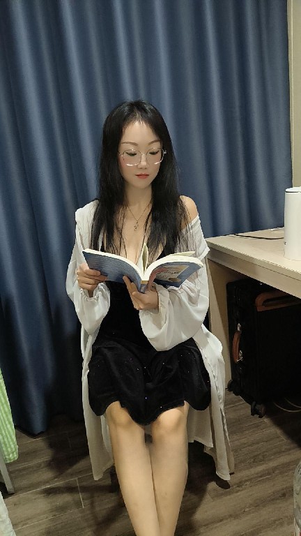 龙华私教老师大啵妹