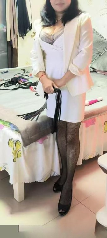 可拍视频的大奶骚妇