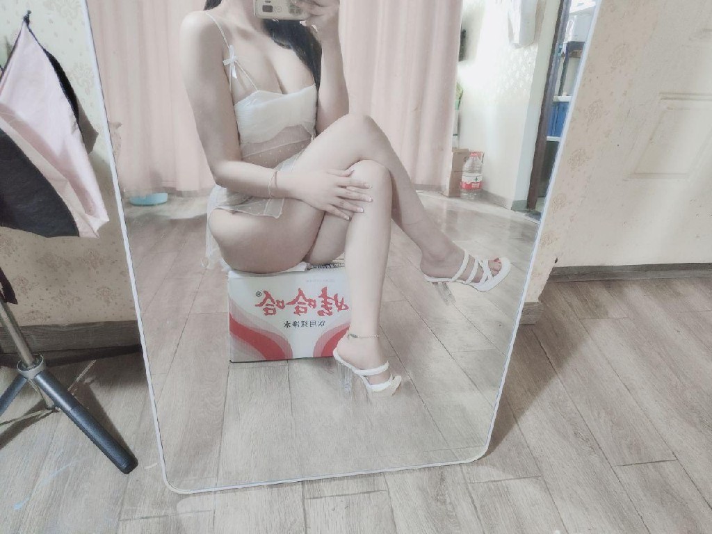 极品尤物粉嫩多汁