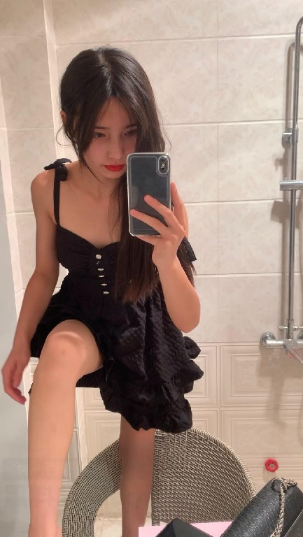 性感嫩妹被我滋润得红光满面