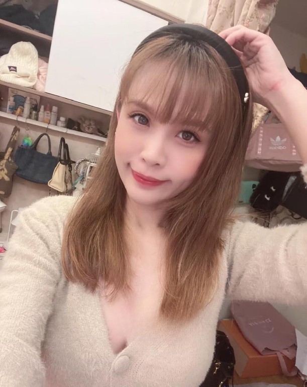 丝袜高跟鞋风骚小淫娃