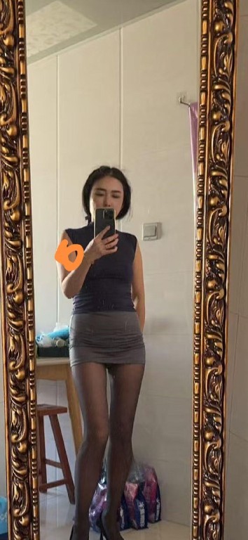 汽车厂熟女姐姐