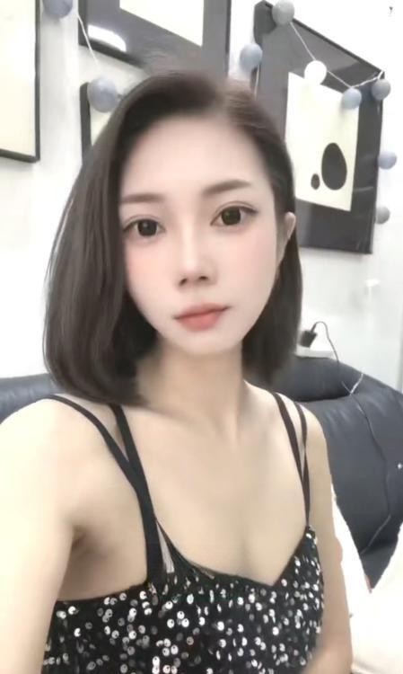 风韵邻家骚姐姐