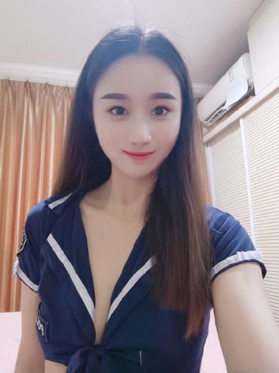 大长腿制服妹妹