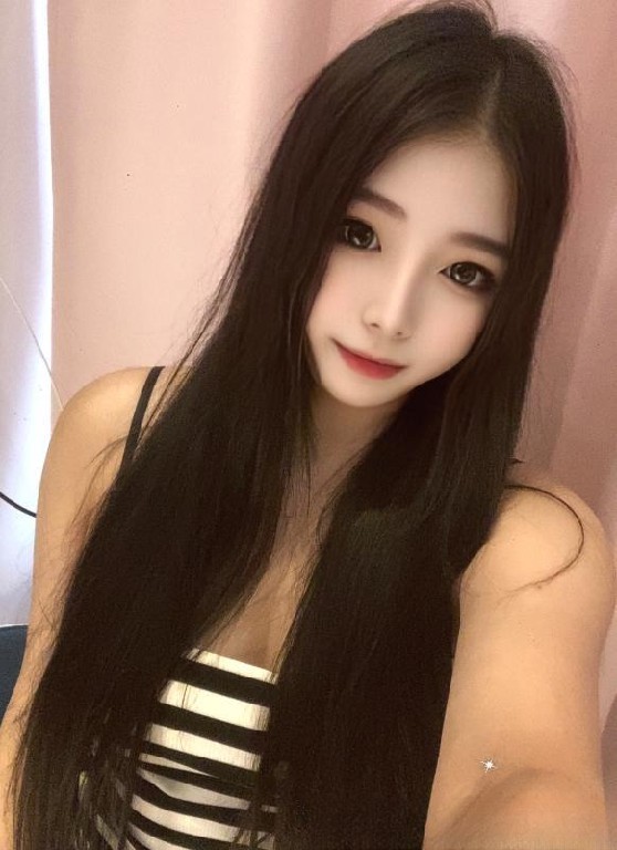 颜值反差口爆妹子