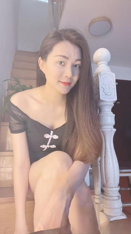 宝安大长腿洛芙