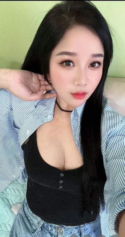 性感丰满水多辣妹