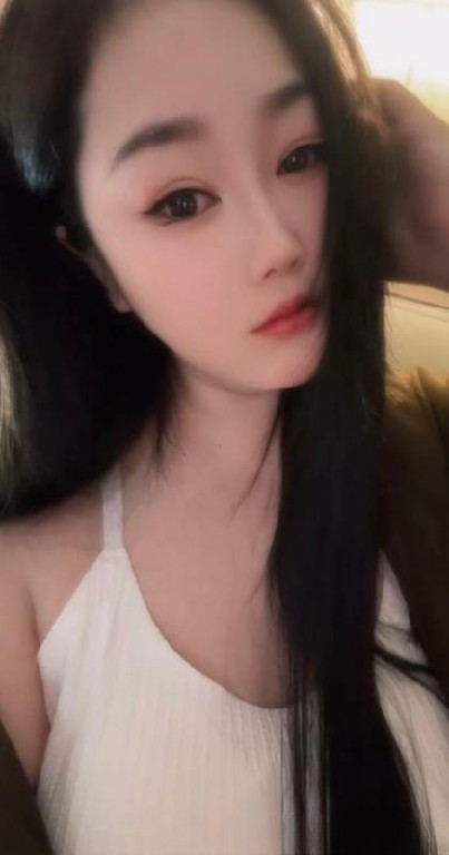 合肥胸大娇小美女