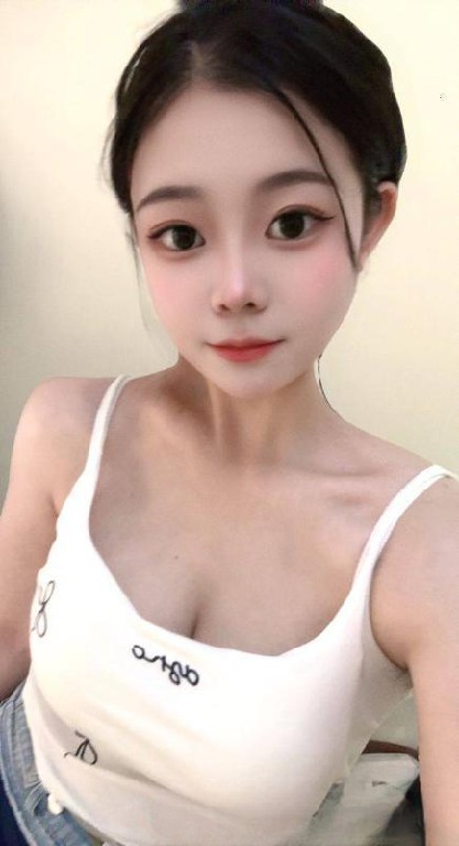 坂田兼职嫩妹竹竹