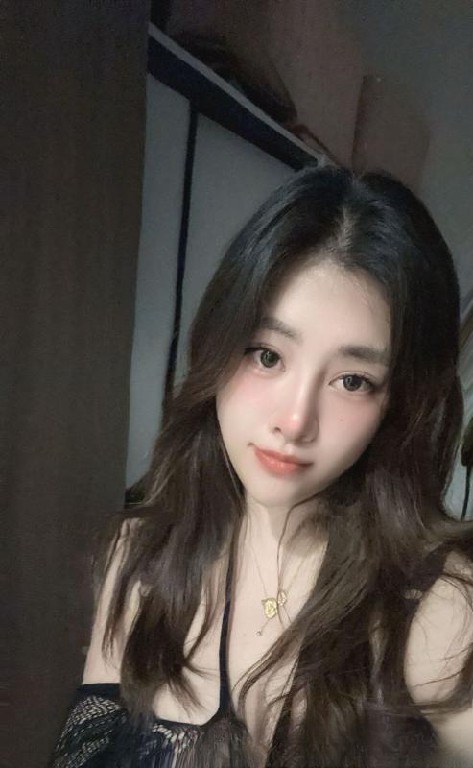 天河迎容儿少妇