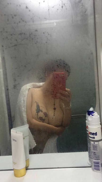 晴天太骚大胸大肥臀