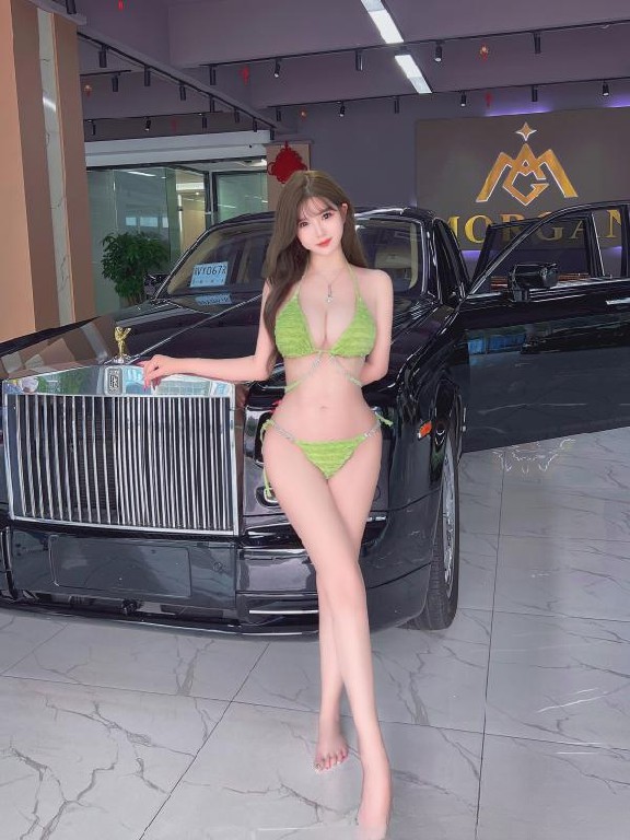 巨霸棒棒糖妹妹