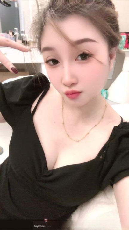 东门性感气质御姐