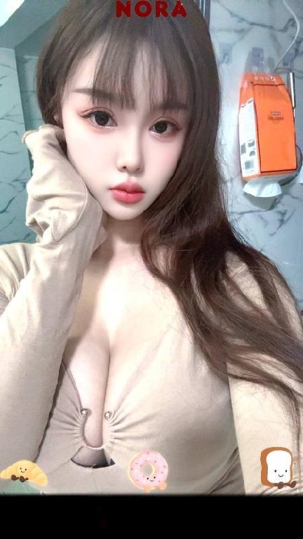 禅城黑丝长腿大胸八姐