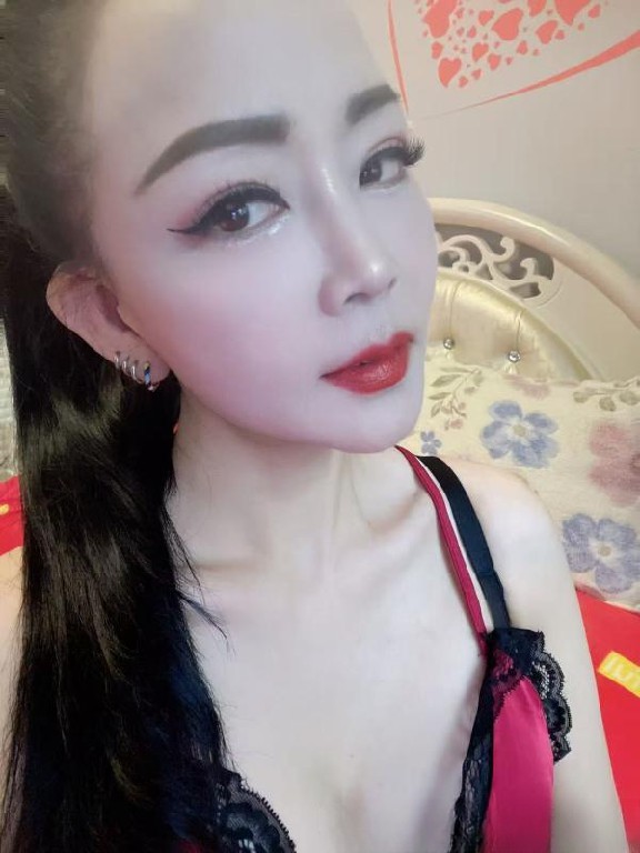 花果园妩媚少妇沐子