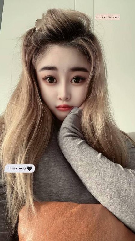 丰满巨乳风骚艾米