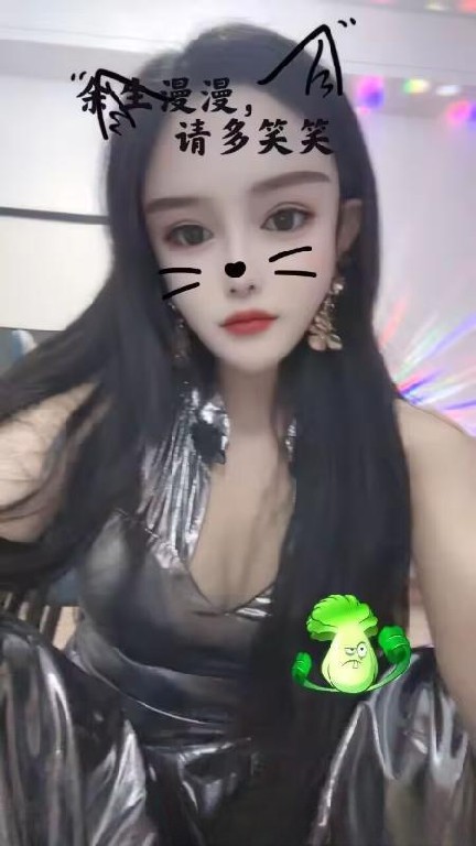 贴身热舞舌吻豹纹姐姐