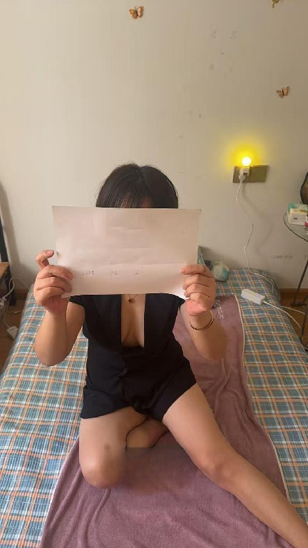 体验性感张宝宝