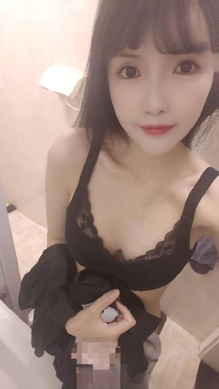 栖霞马群花港嫩妹