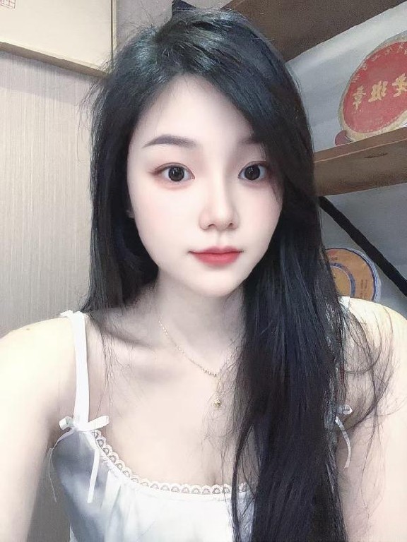 福田腿模小辣椒