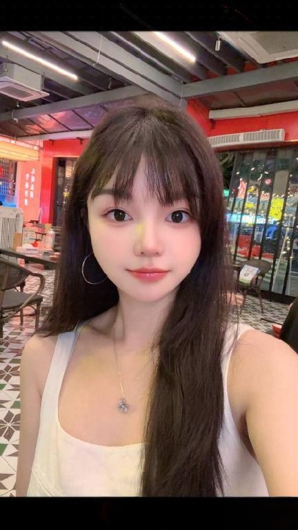 胸大柔软女友感老师