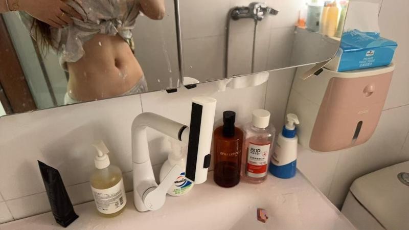 巨乳健身媛兔子