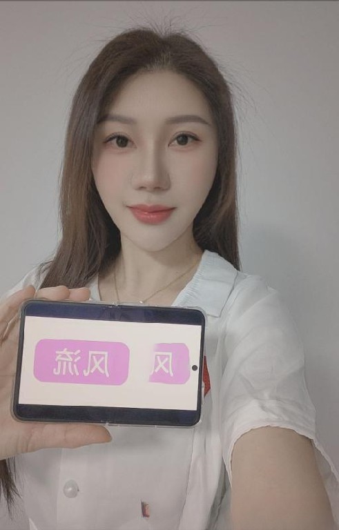 拱野制服骚妹瑶瑶