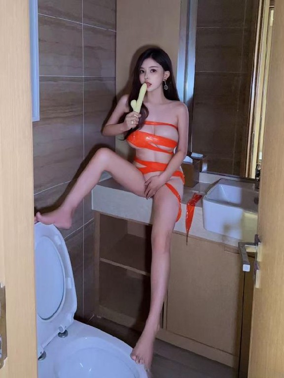 天然大熊混血肤白貌美