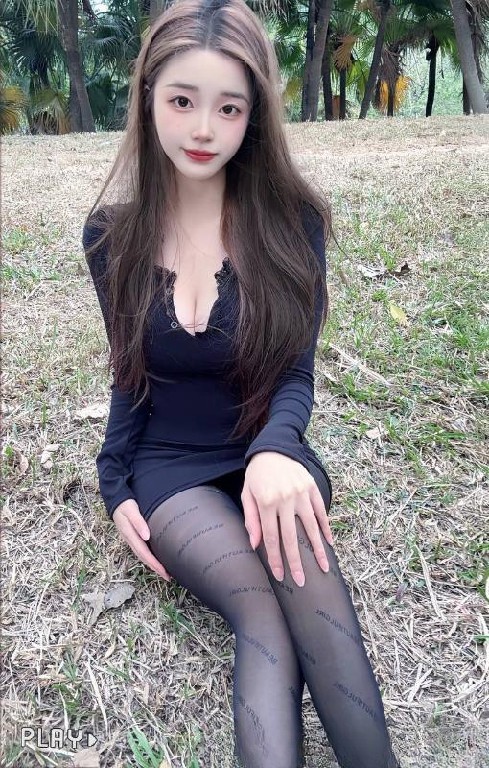 身材高挑大胸贴心纯纯