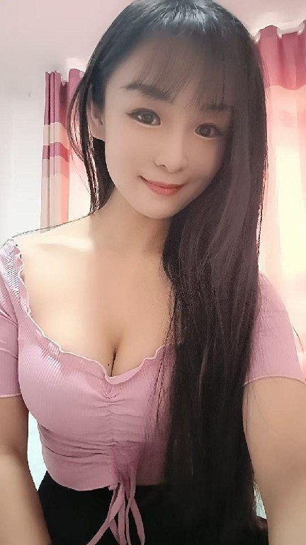 兼职粉嫩小姐姐