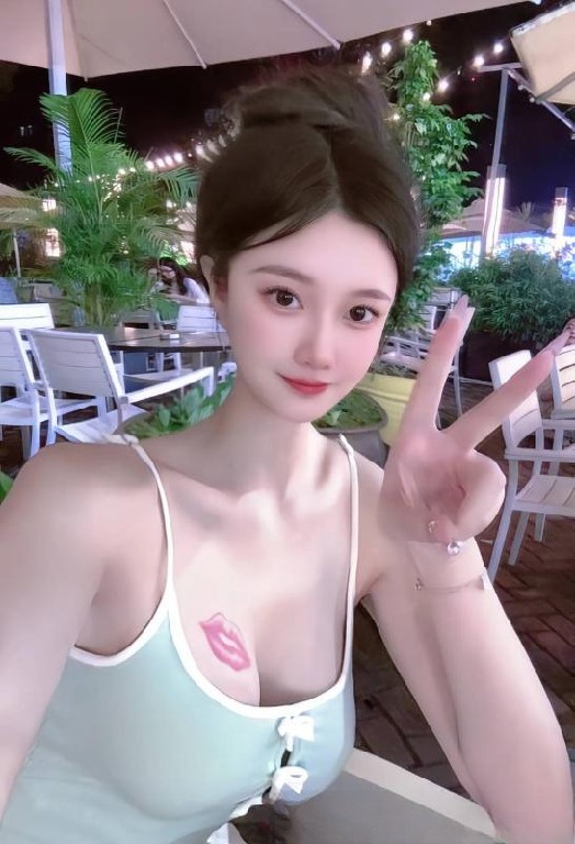 甜系颜值健身老师