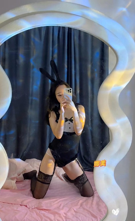 宝安嫩妹模特娜美