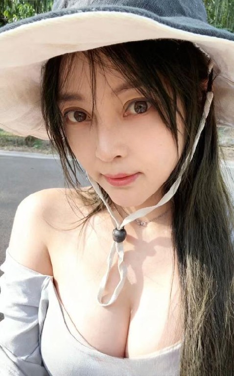 包河大胸一线天